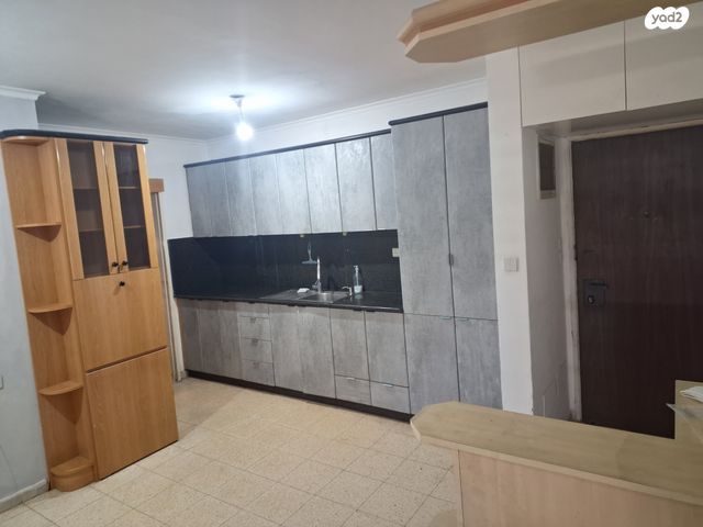 דירה, הרב יצחק בן חנן 20, נאות גנים, נתניה