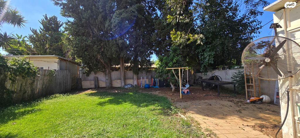 בית פרטי/ קוטג', הרב עוזיאל, נווה ישראל, הרצליה