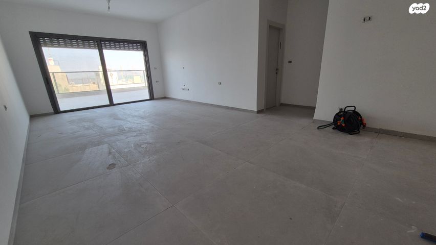 דירה, השומר, שיכון עובדים, טבריה