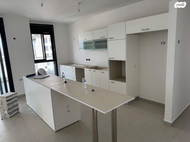 דירה, יונה וולך, גרין פארק החדשה, הוד השרון