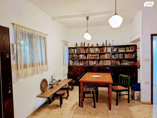 בית פרטי/ קוטג', הפרטיזנים, נס ציונה