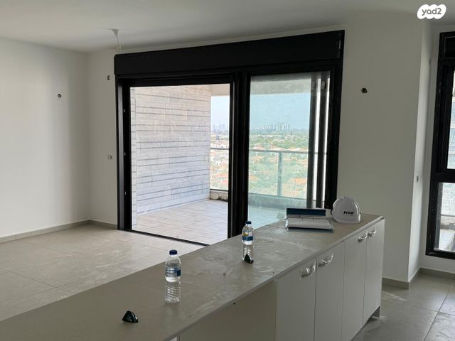 דירה, יונה וולך, גרין פארק החדשה, הוד השרון