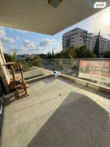 דירה, הסירה 20, נאות רבין, יבנה