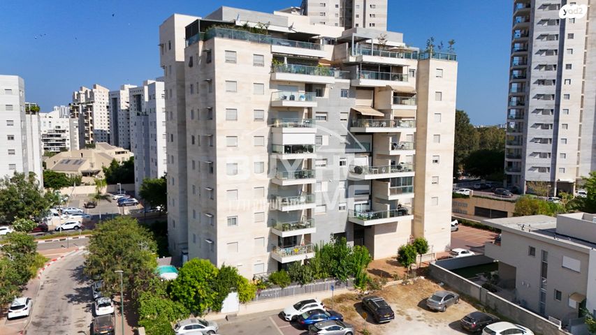 דרך הפארק 25