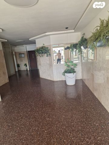 דירה, הרב יצחק בן חנן 20, נאות גנים, נתניה