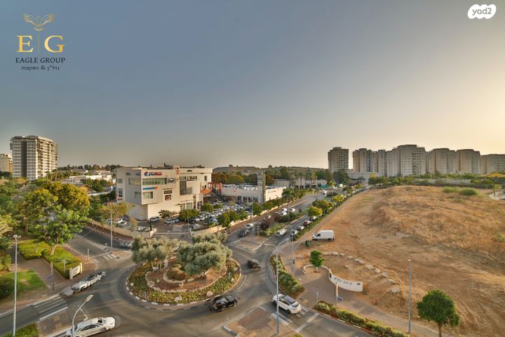 גג/ פנטהאוז, יעקובי, רחובות