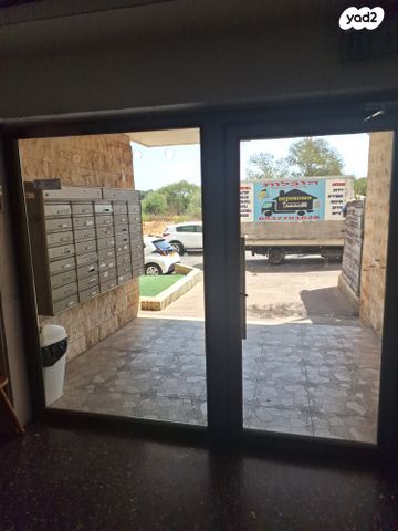 דירה, הרב יצחק בן חנן 20, נאות גנים, נתניה