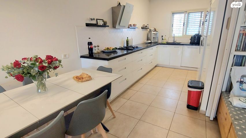 דירה, אודם, אבני חן, מודיעין מכבים רעות