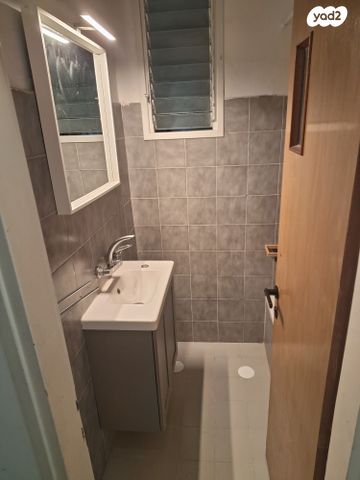 דירה, הרב יצחק בן חנן 20, נאות גנים, נתניה