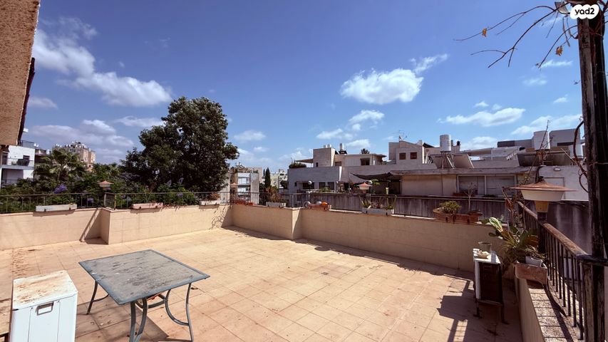 גג/ פנטהאוז, מוהליבר, הרצליה