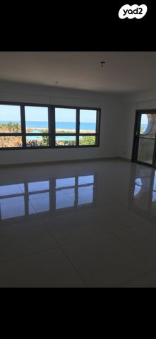 הגוש הגדול, רמת אביב החדשה, נופי ים