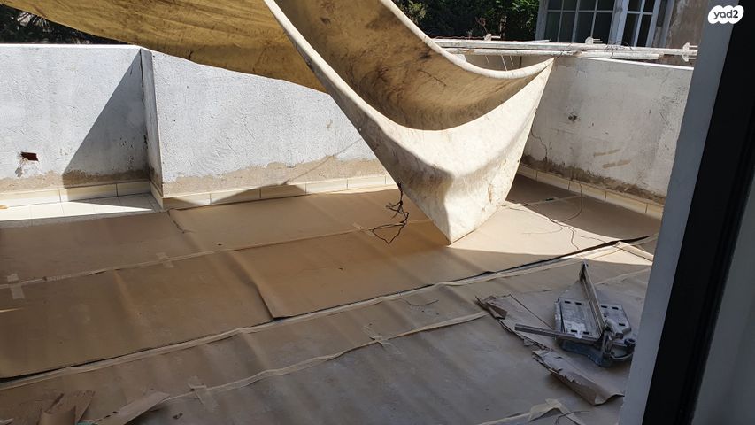 טריפלקס, שפירא, תל אביב יפו