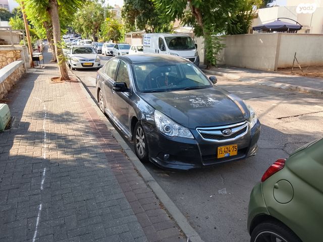 מודעת רכב סובארו B4/לגאסי