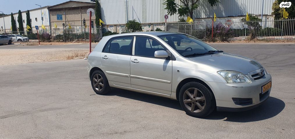 טויוטה קורולה