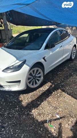 טסלה מודל 3