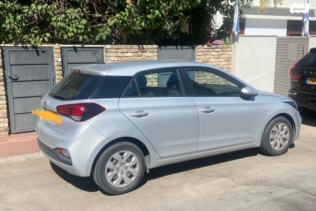 מודעת רכב יונדאי i20