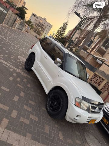 מודעת רכב מיצובישי פג'רו