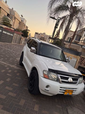 מיצובישי פג'רו