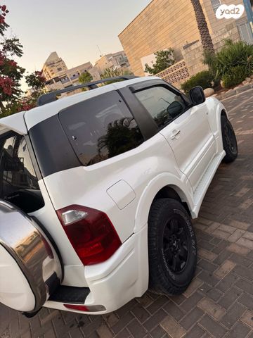 מיצובישי פג'רו