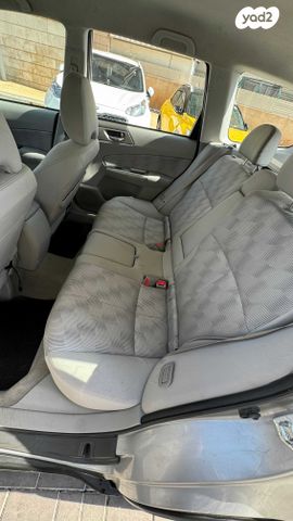 סובארו פורסטר