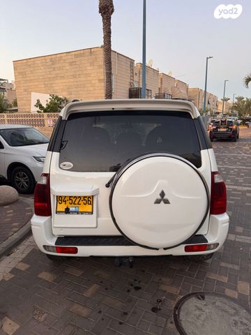 מיצובישי פג'רו