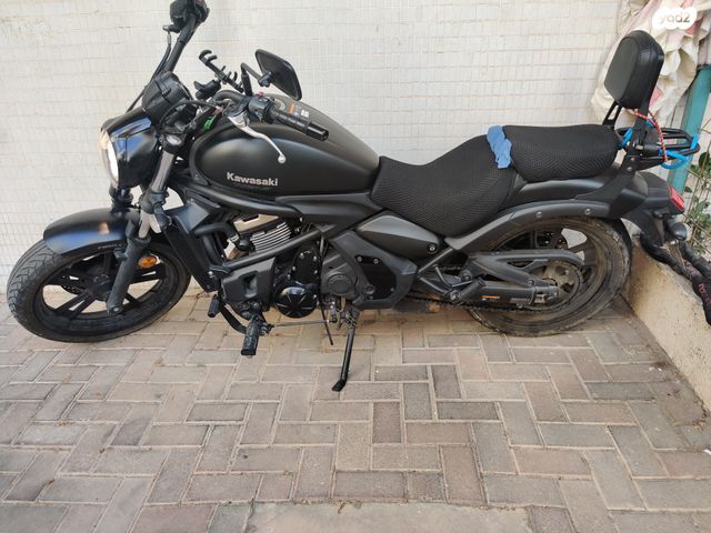 קאוואסאקי EN650