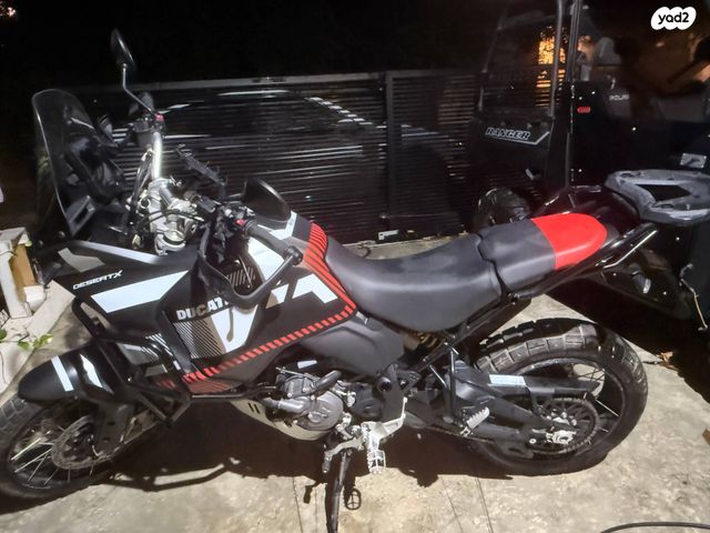 דוקאטי Desert X