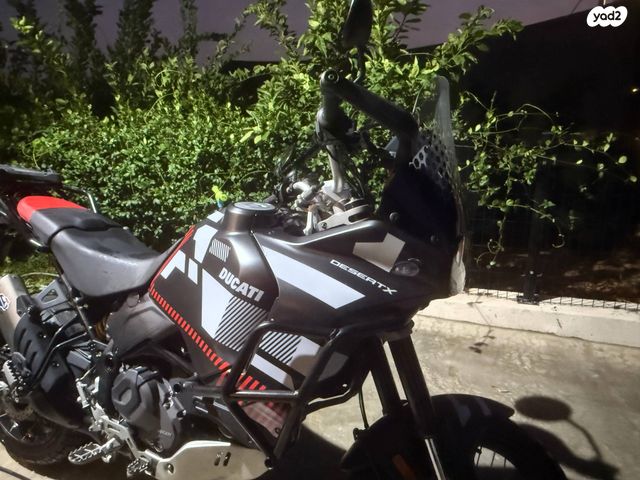 דוקאטי Desert X