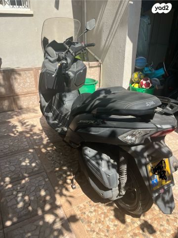 מודעת רכב סאן יאנג ג'וי-מקס Z-250