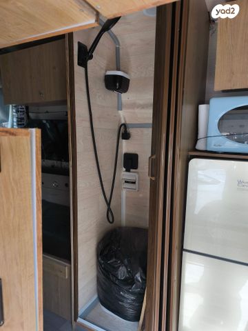 מודעת רכב ממונע אוטוקראוון