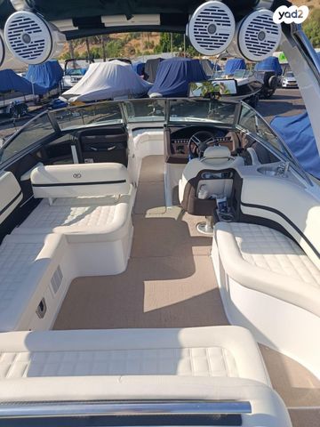 יאכטות - סירות מנוע