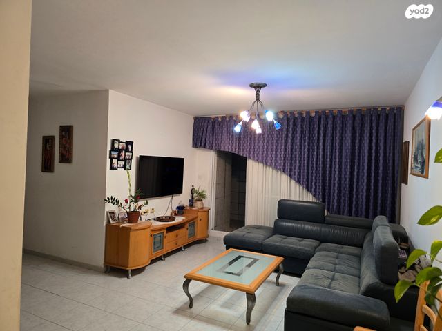 דירה, העצמאות 4, רובע הקריה, הסיטי, אשדוד