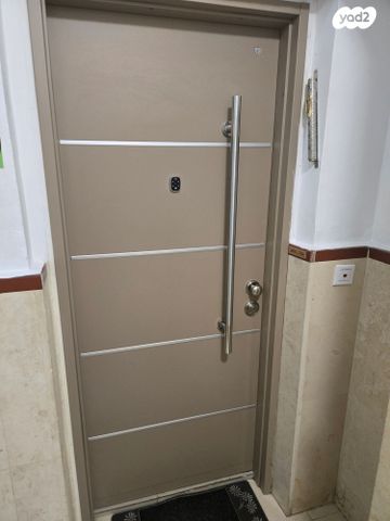 גג/ פנטהאוז, יצחק בן דוד 22, מחנה יהודה, פתח תקווה