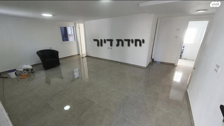 גג/ פנטהאוז, שמואל הנגיד 8, גרין ועם, חולון