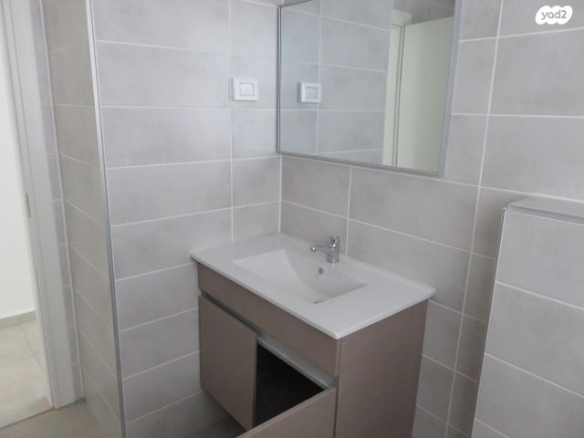 דירה, שבט מנשה 5, אחיסמך, לוד