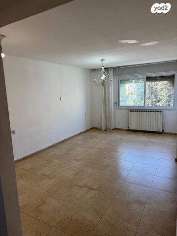 דירה, איילה 421, גילה, ירושלים