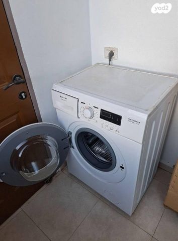 דירה, שדרות מנחם בגין 85, שכונת הורדים, קרית שמונה