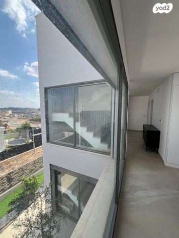 בית פרטי/ קוטג', אלונים, חיננית