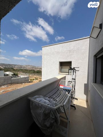 בית פרטי/ קוטג', אלונים, חיננית