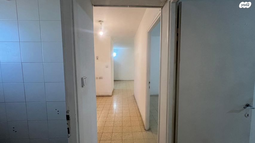 דירה, האחים אל כוויתי, לבנה, תל אביב יפו