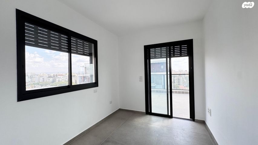 גג/ פנטהאוז, אהרון אייזנברג 35, א' / צפון מזרח העיר, רחובות