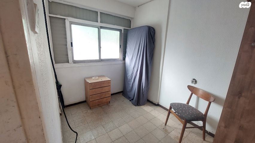 דירה, רש"י, שכונה ד', באר שבע