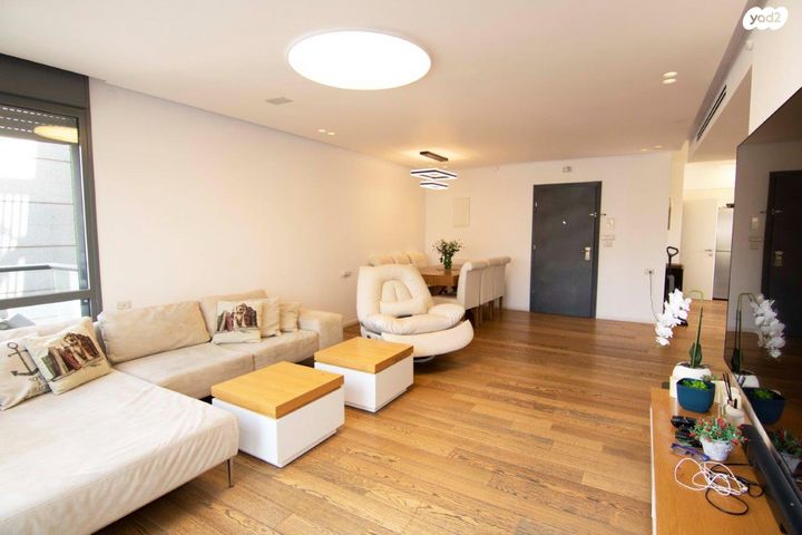 גג/ פנטהאוז, נחלת יהודה, ראשון לציון