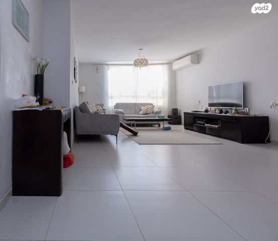 דירה, הכרמל, מרכז, כפר סבא