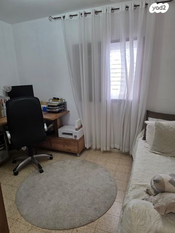 דירה, עולי הגרדום, גולדה, אשקלון