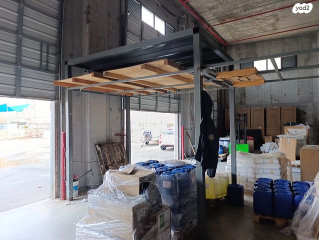 מבני תעשיה, המלאכה, אזור תעשייה קורן, מעלות תרשיחא