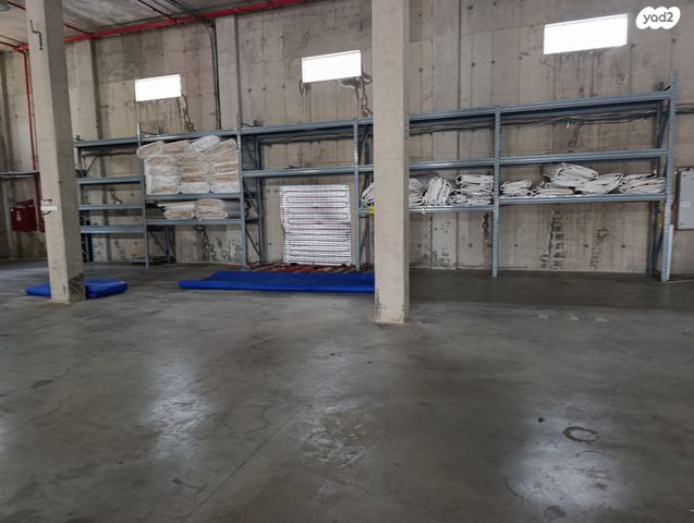 מבני תעשיה, המלאכה, אזור תעשייה קורן, מעלות תרשיחא