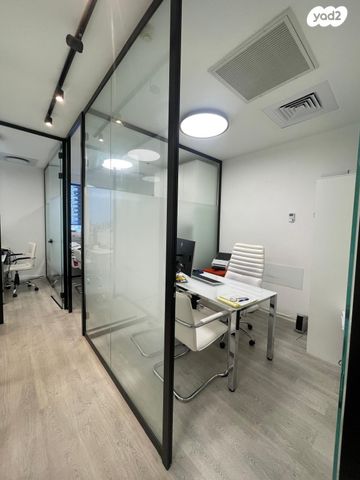 משרדים, דרך זאב ז'בוטינסקי 7, בורסה, רמת גן