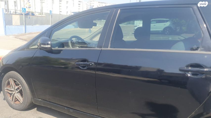 מיצובישי גרנדיס