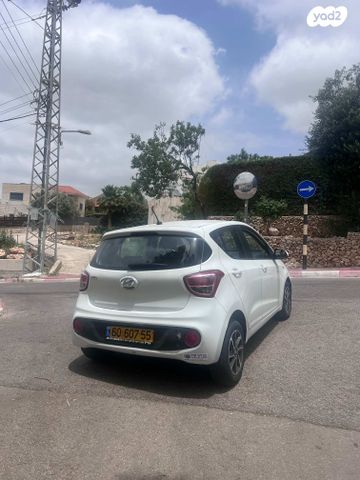 יונדאי i10